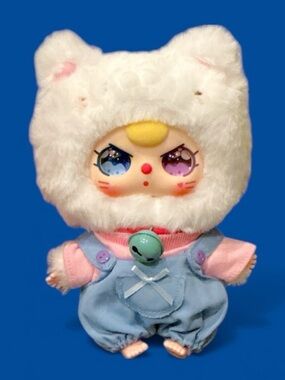 Baby Three Kitten Wardrobe Plush Pendant White Kitten